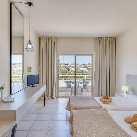 Piere Anne Hotel Ajia Napa